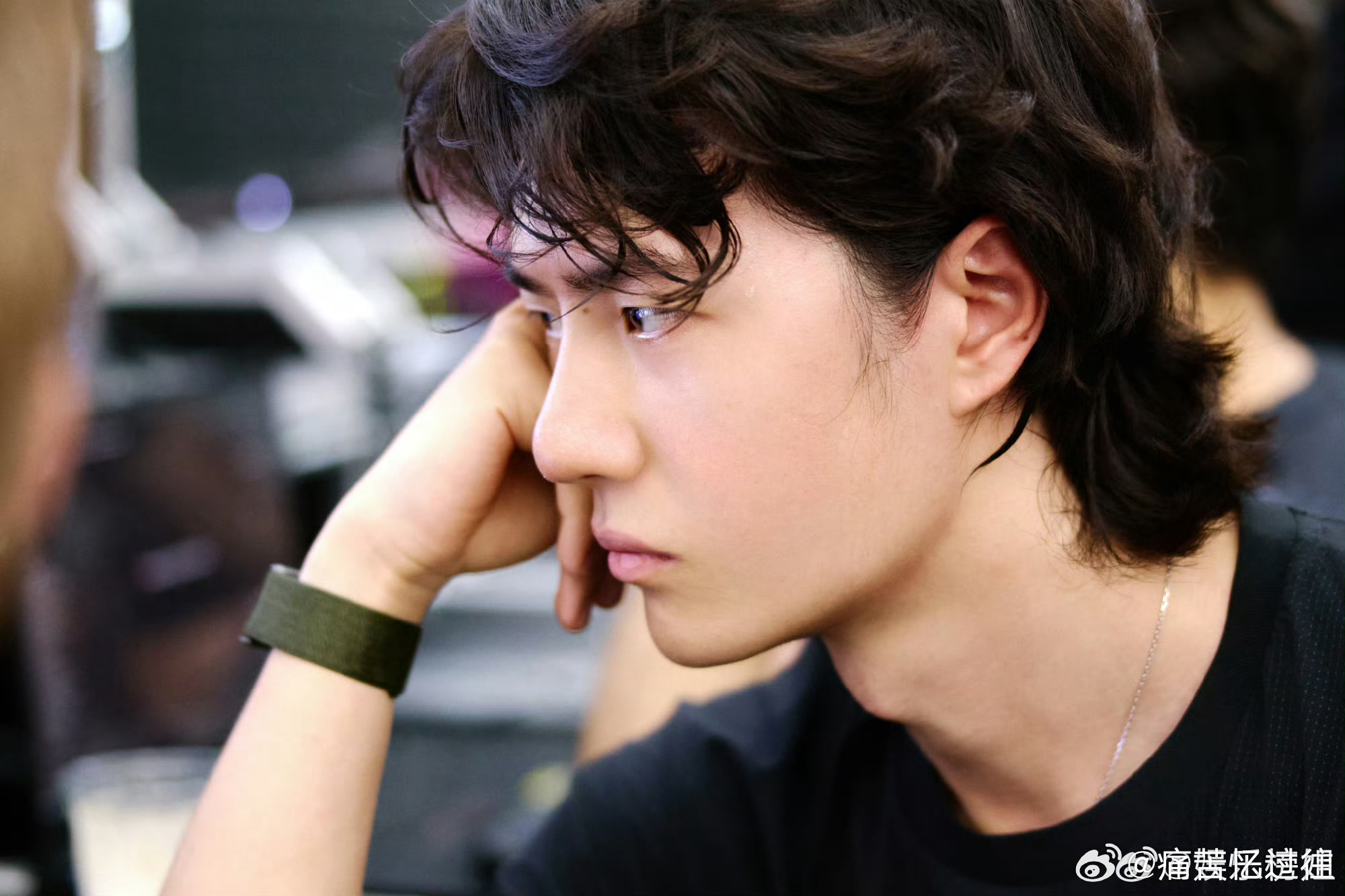 上海偶遇王一博打高尔夫是在北京还是上海啊偶遇到底是偶遇还是代拍 但是王一博真的很