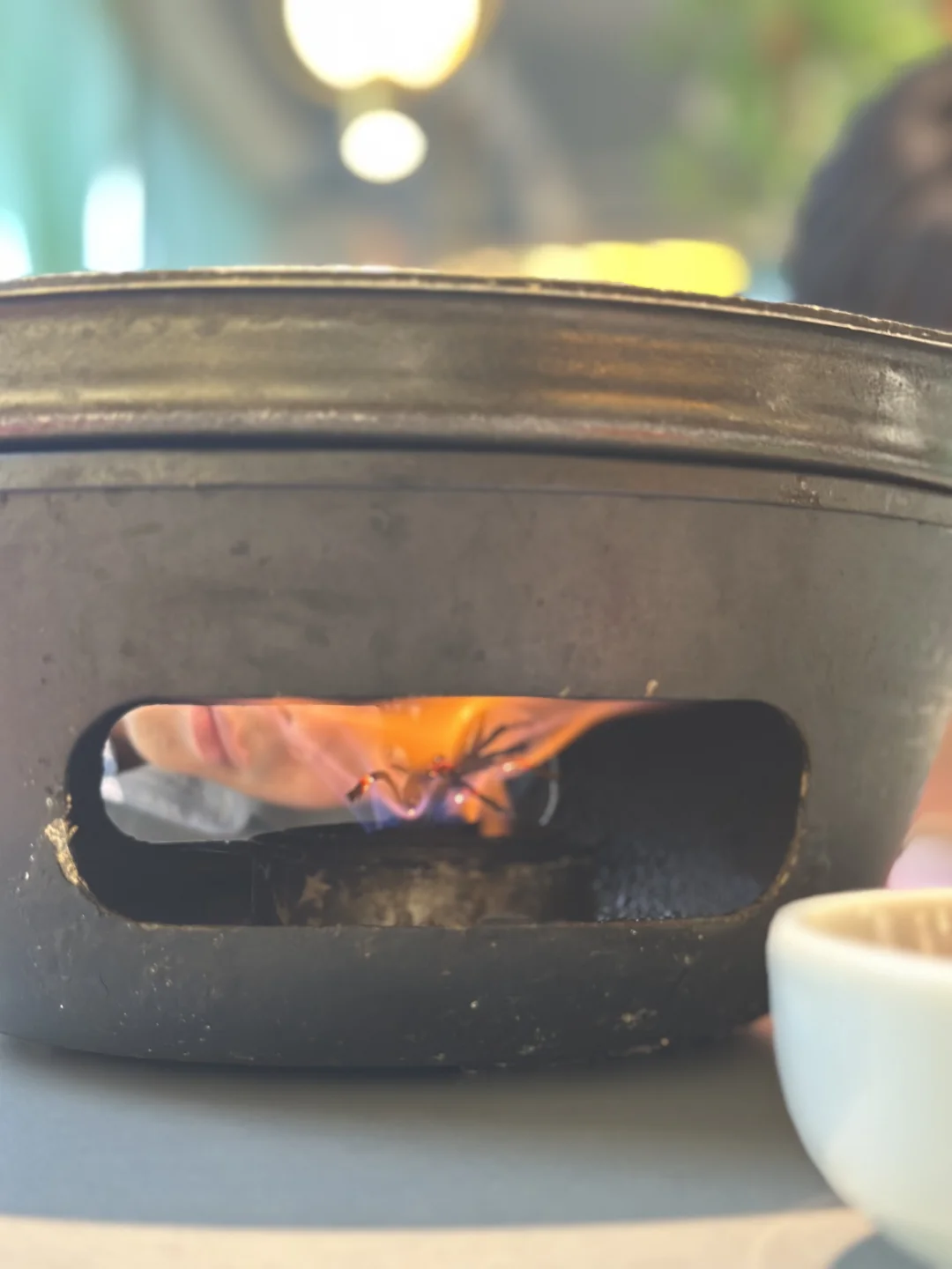 及时止损很痛，却无比正确。失去深爱的人，就像从心里剜肉，痛苦得让人窒息...