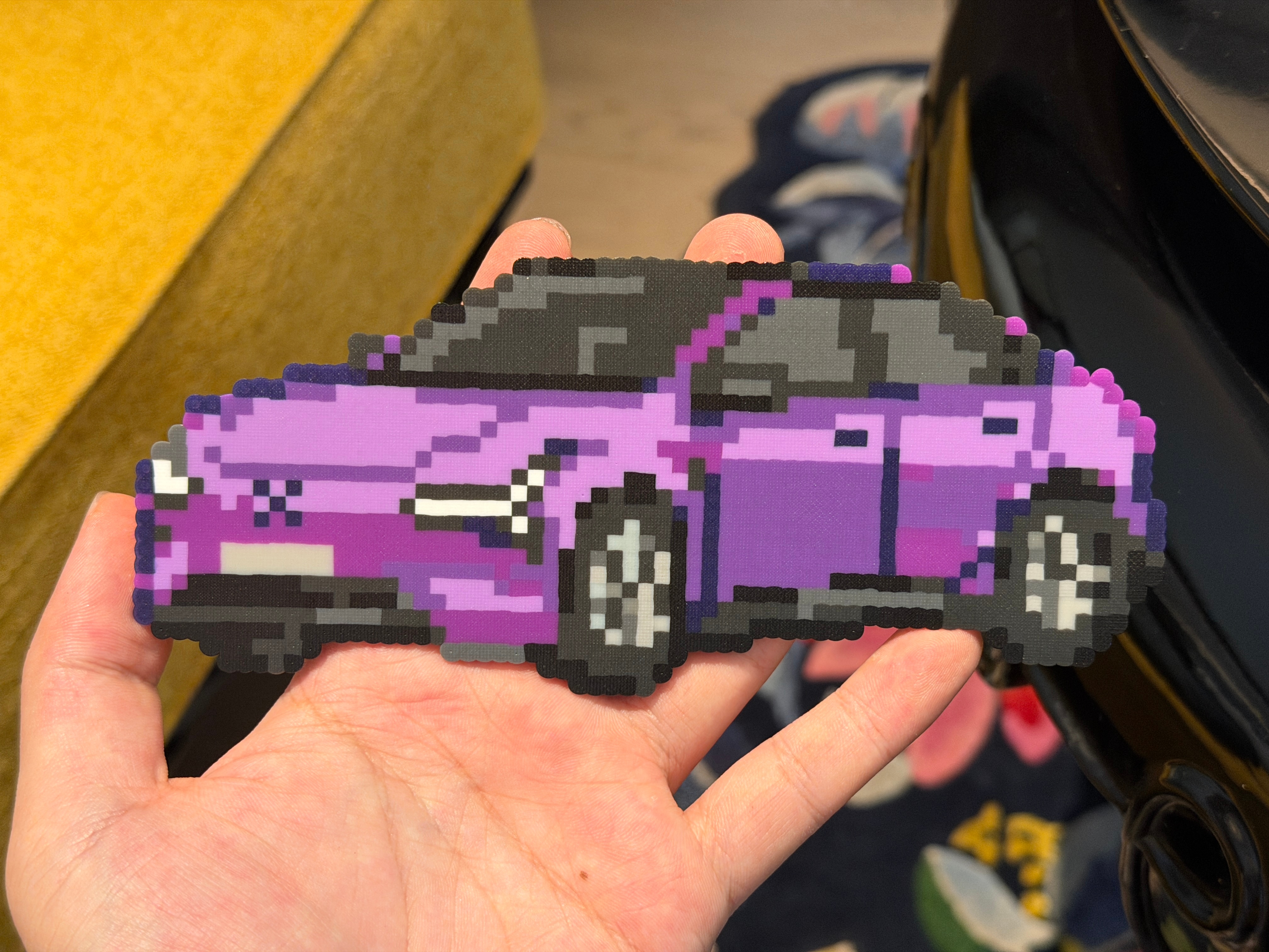 小鹏工作人员说这个叫“拼豆”，还强调了“很多年轻朋友都特别喜欢玩”。我这个年轻人