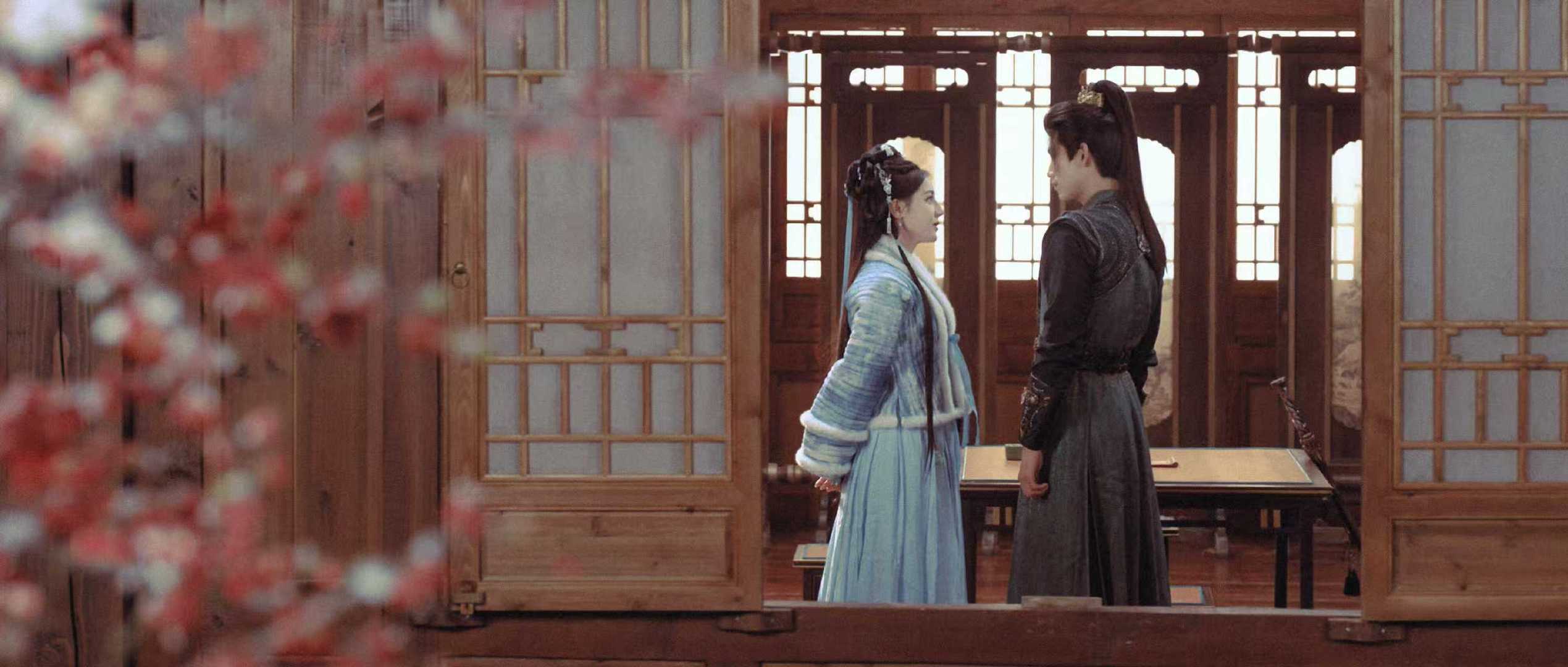 迪丽热巴十步之内必有陈飞宇结界一开，谁也别想拆散他们！贺思慕在归墟独断专行，却唯