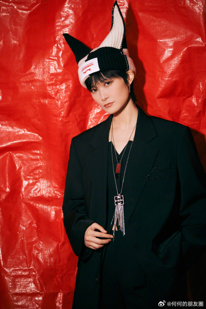 李宇春用rap回应质疑  李宇春通过粤语rap回应了《声生不息》期间的质疑，歌词