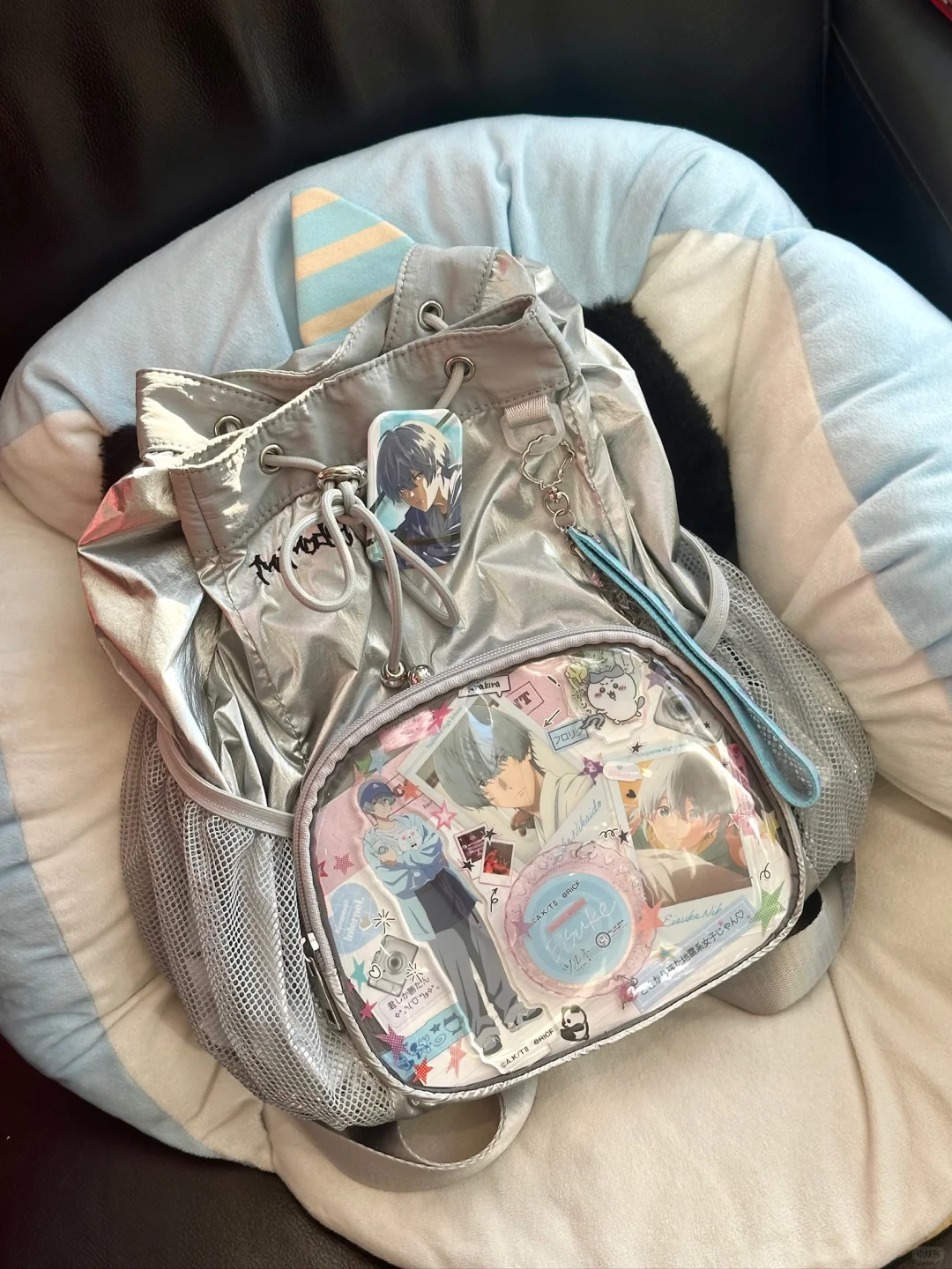 可能还是喜欢银色的⋆ ✦₊ ㅤ.ㅤ⬭ ₊ ✦