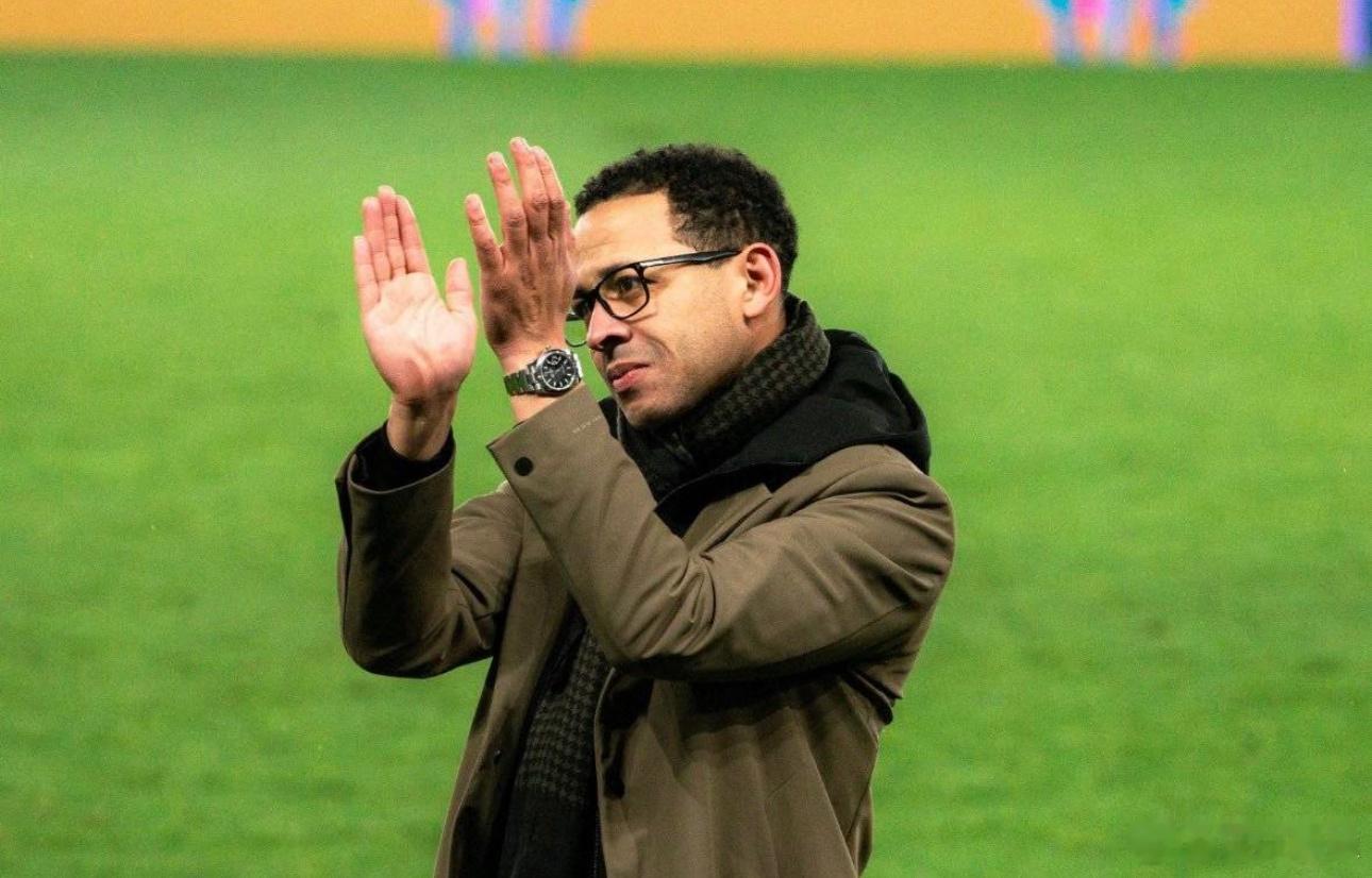 1月6日讯 随着切尔西官宣罗森尼尔上任并签约至2032年，蓝军迎来了伯利时代的第