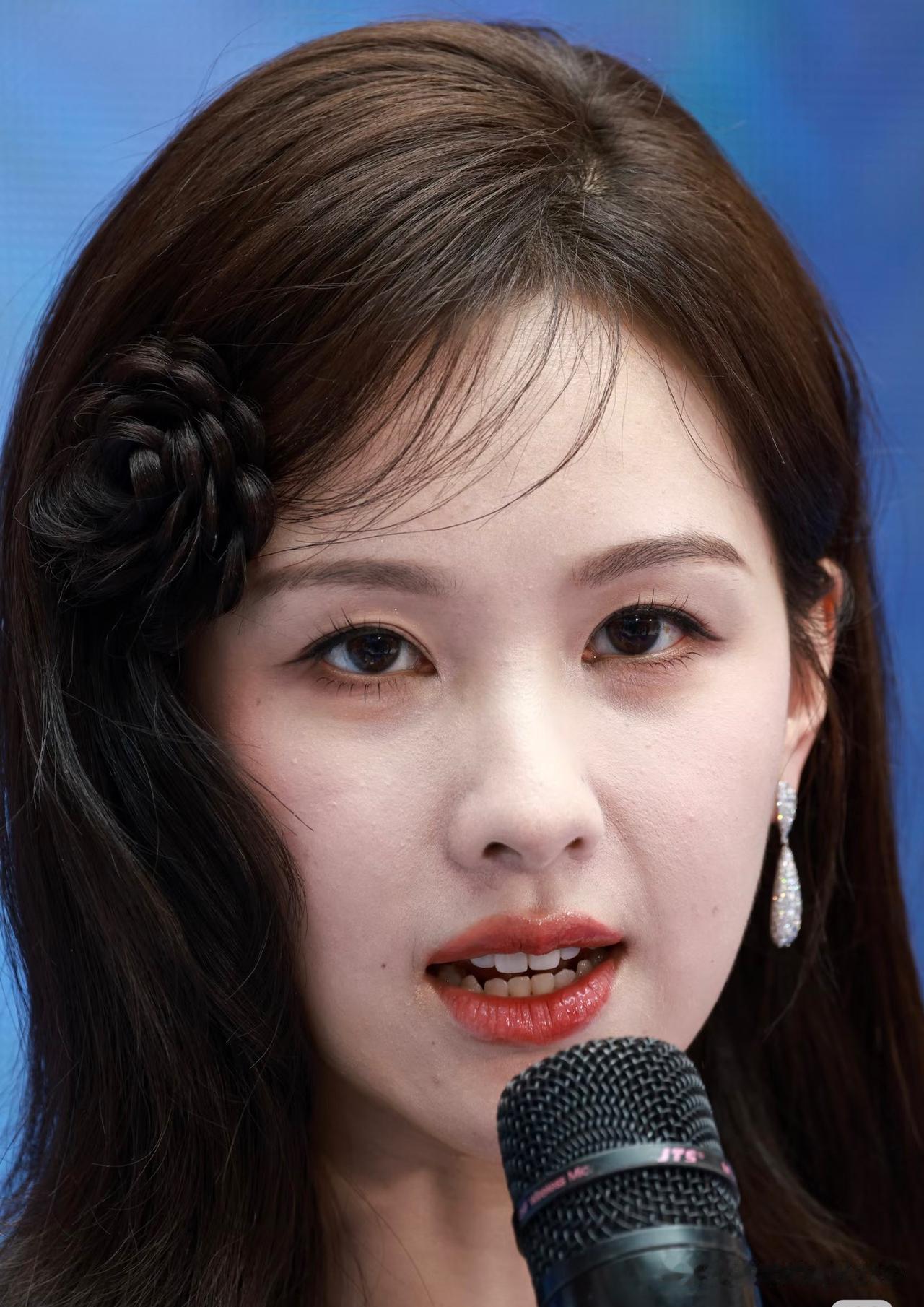 陈都灵魅力美拍