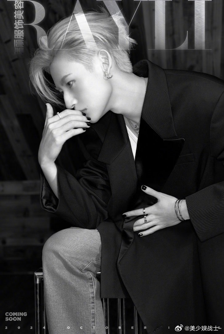 小鬼王琳凯18岁就出道了王琳凯18岁就出道了原来王琳凯18岁就以男团成员身份出道