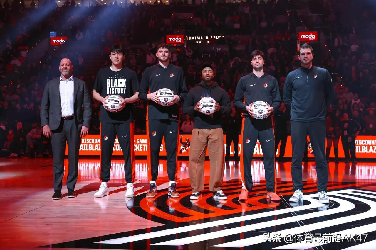 一个球队有四名球员去参加全明星周末，放眼整个联盟有几支球队？今日开拓者主场对阵7