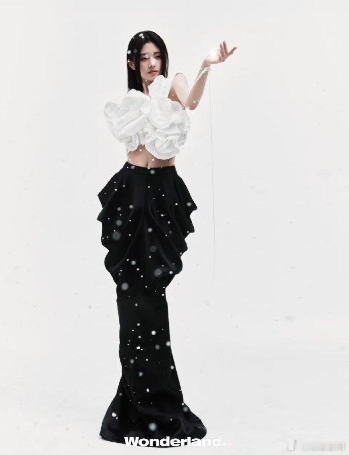 #鞠婧祎杂志10分钟销售额破700w##鞠婧祎走的每一步都算数# 鞠婧祎的荣耀时