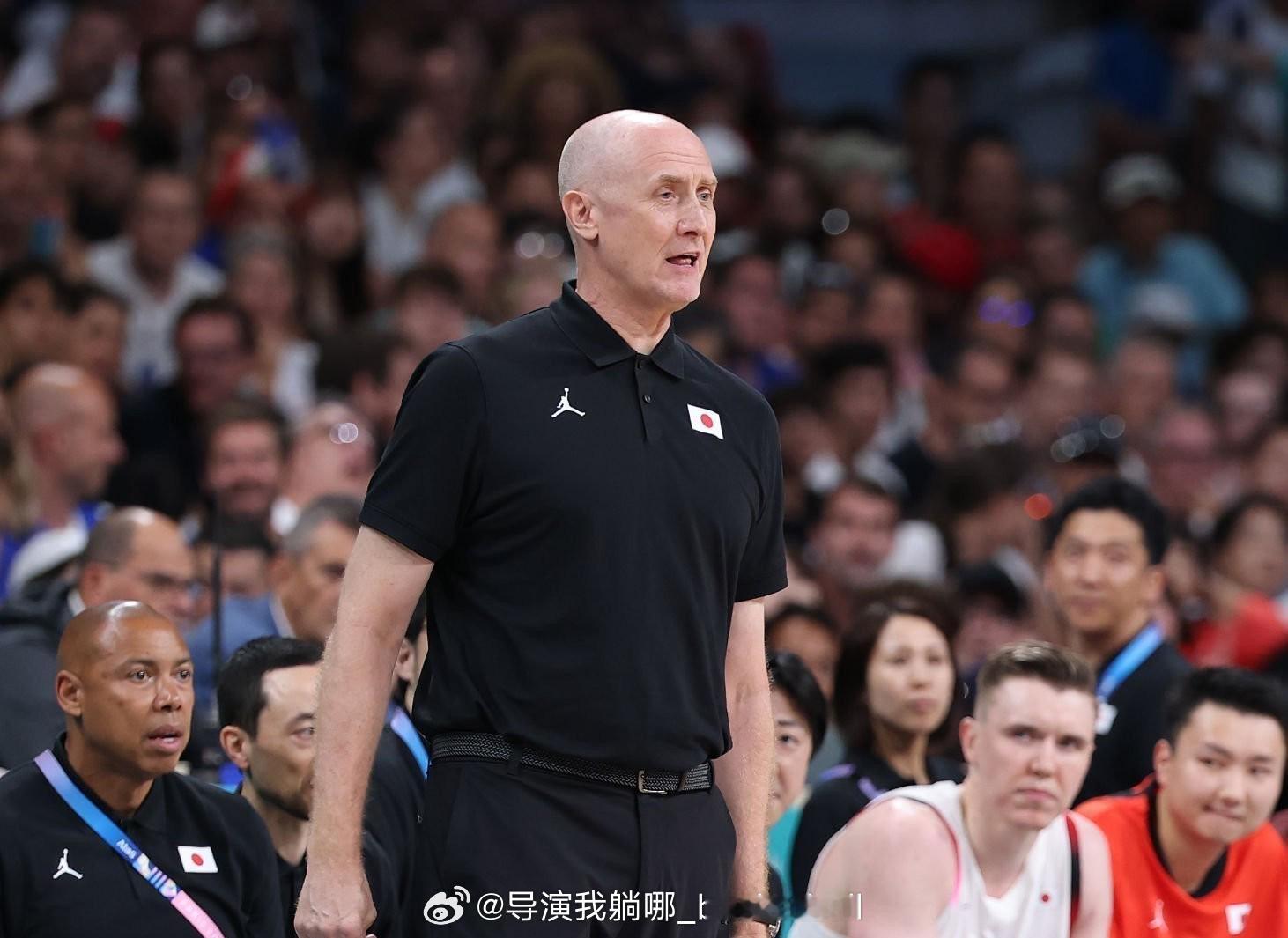 日本男篮宣布主教练霍瓦斯下课，日本球星球星曾多次表达了对这名教练的不满，他这次下