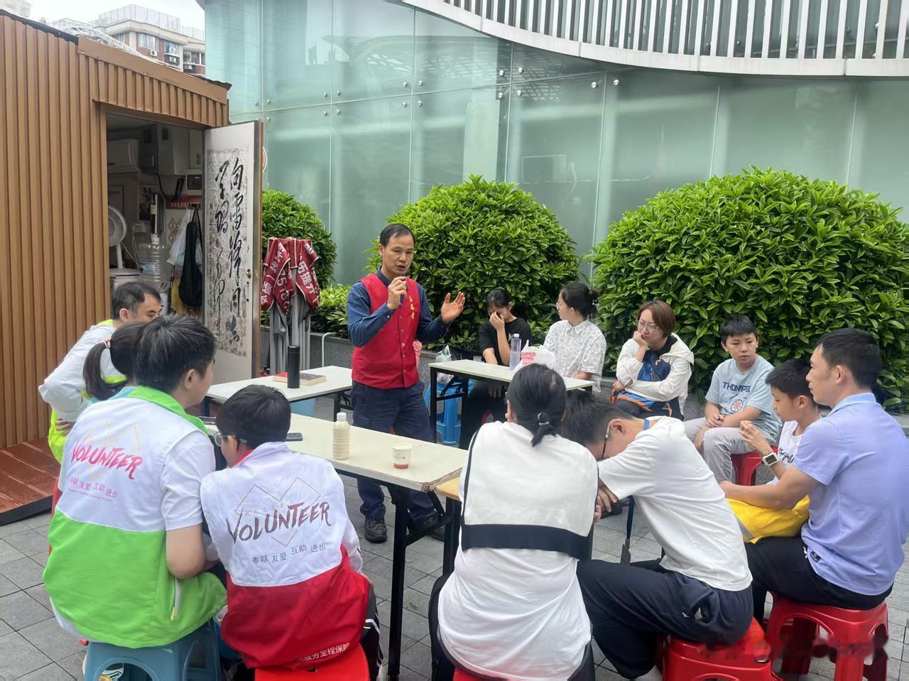 宣讲菜篮子惠民工程 厚植青少年家国情怀
 
为深入讲述党的惠民故事，传递新时代民