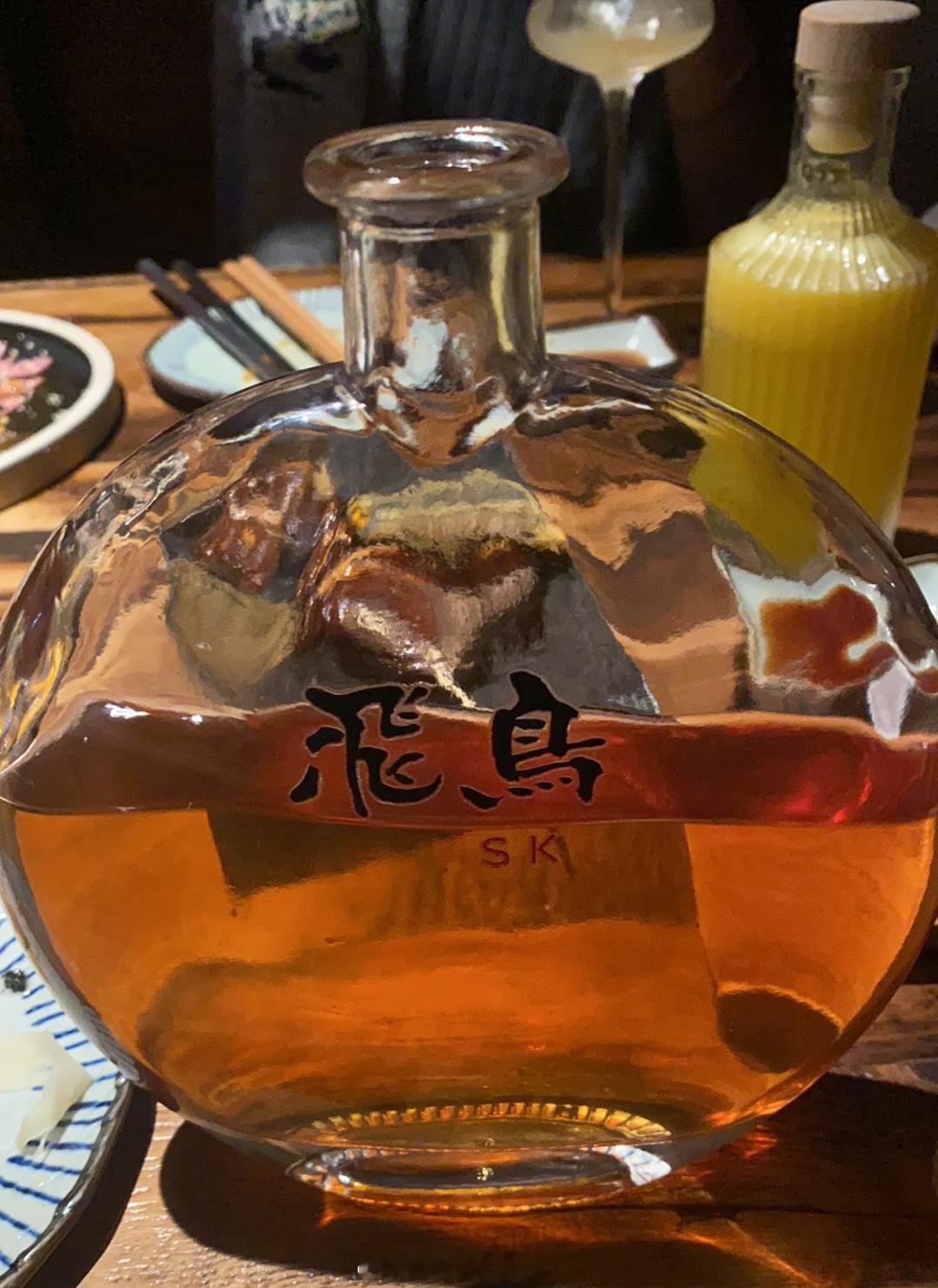 我很少去外地喝酒，这次去山东学生请我喝的比较和我口味🤓🤓🤓 ​​​