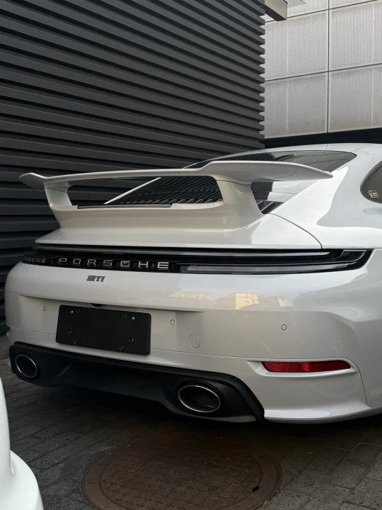 911 还得是大尾翼才够性感