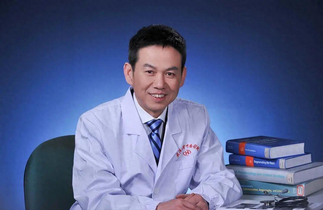 被查4个月后，武汉大学中南医院原院长王行环被“双开”，他的违法违纪问题也得以披露