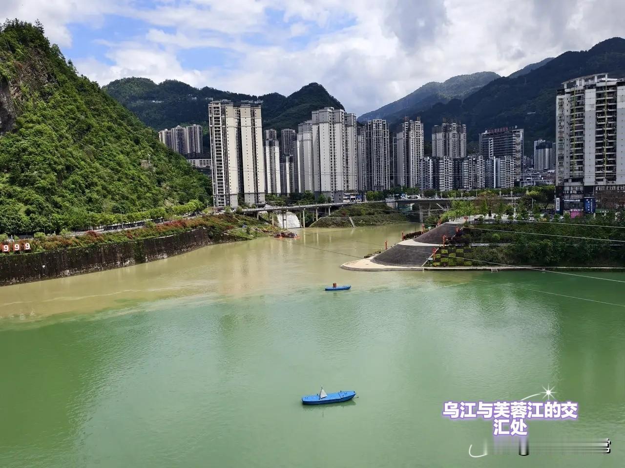 自驾游重庆，在彭水随手拍。晒图笔记大赛
