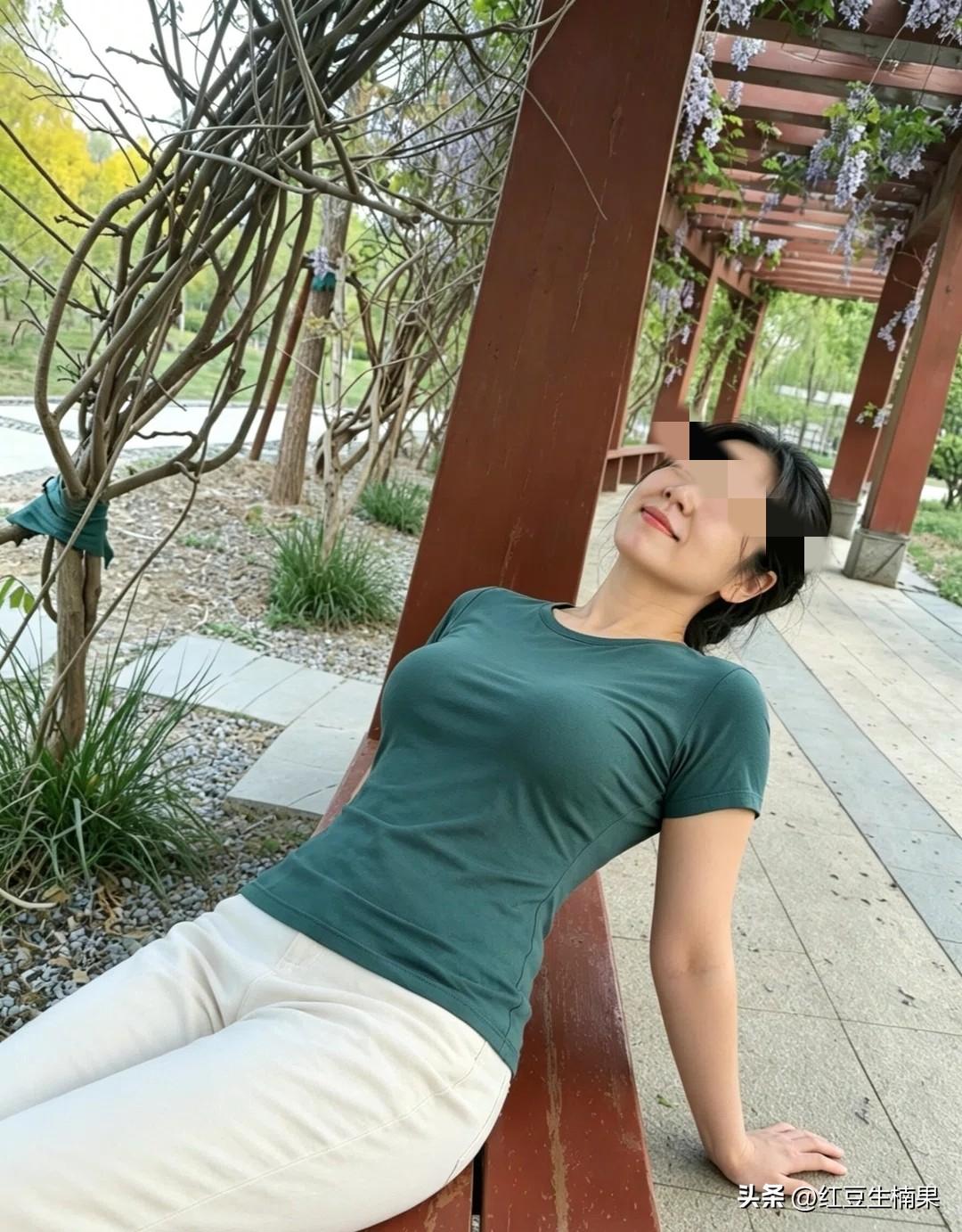 这样的美女如果花三十万彩礼娶回家，大家觉得贵吗？
我觉得会很值得。
