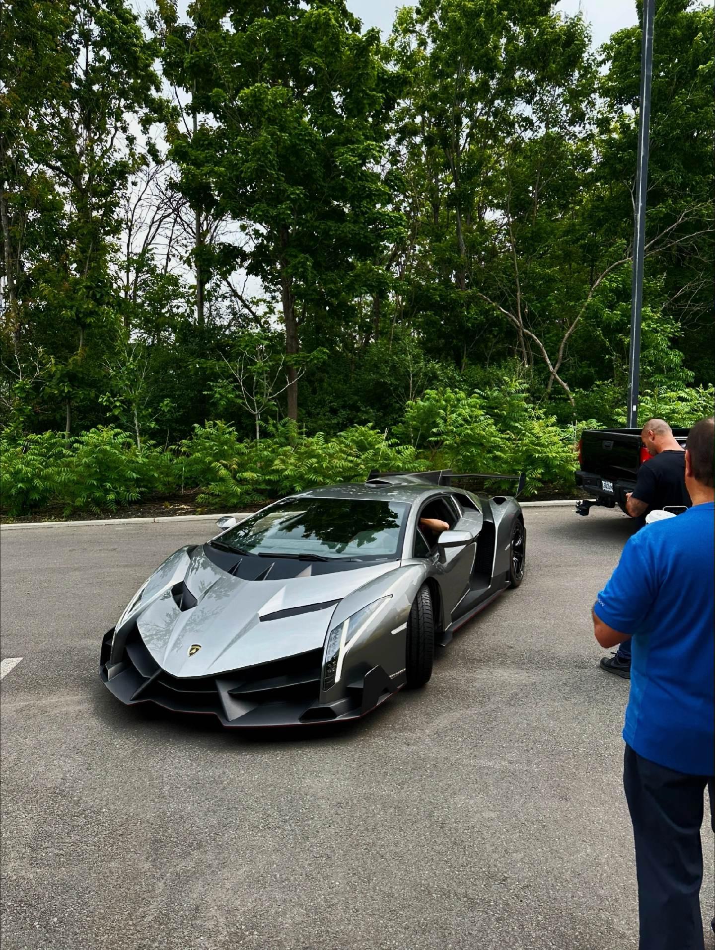 🇨🇦·蒙特利尔｜Lamborghini Veneno (1/3) ...