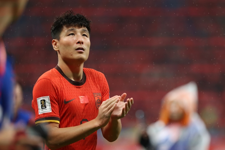 5月31日获悉，中国男足按照要求于31日在上海集中。除来自天津津门虎、大连英博两