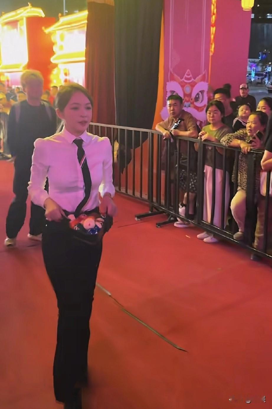 王钟瑶台球裁判