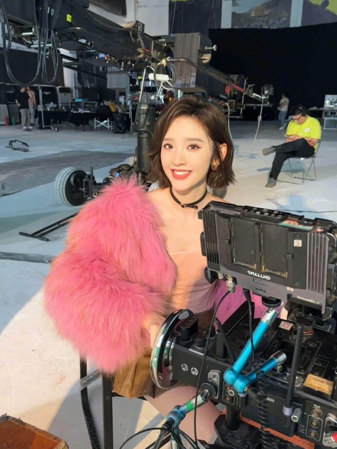 唐艺昕怎么越抽象越美唐艺昕怎么越抽象越美，太可爱了吧！这谁看了不喜欢 