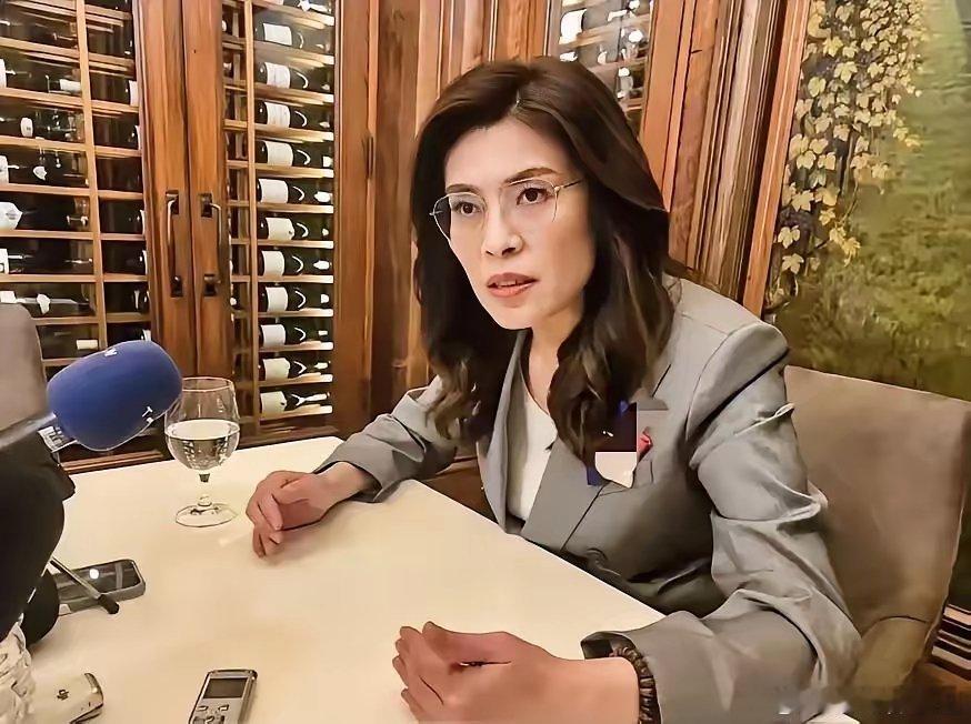 6月12日，郑丽文受访喊出“台湾没事、日本没事”，看似祈愿台海和平，实则大错特错