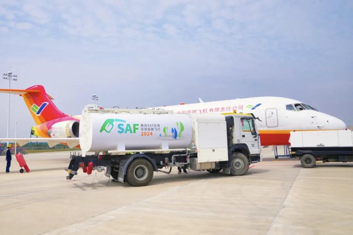 【国产大飞机 C919 加“地沟油”首飞，我国生物航空燃料技术实现新突破】今天，