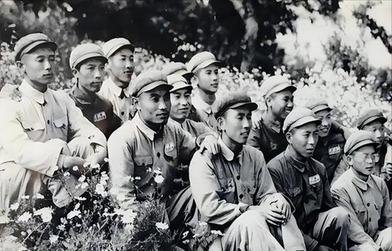 入朝参战的兵团是五个，但兵团司令员却有11位，他们是谁？
【1951年初的平壤郊
