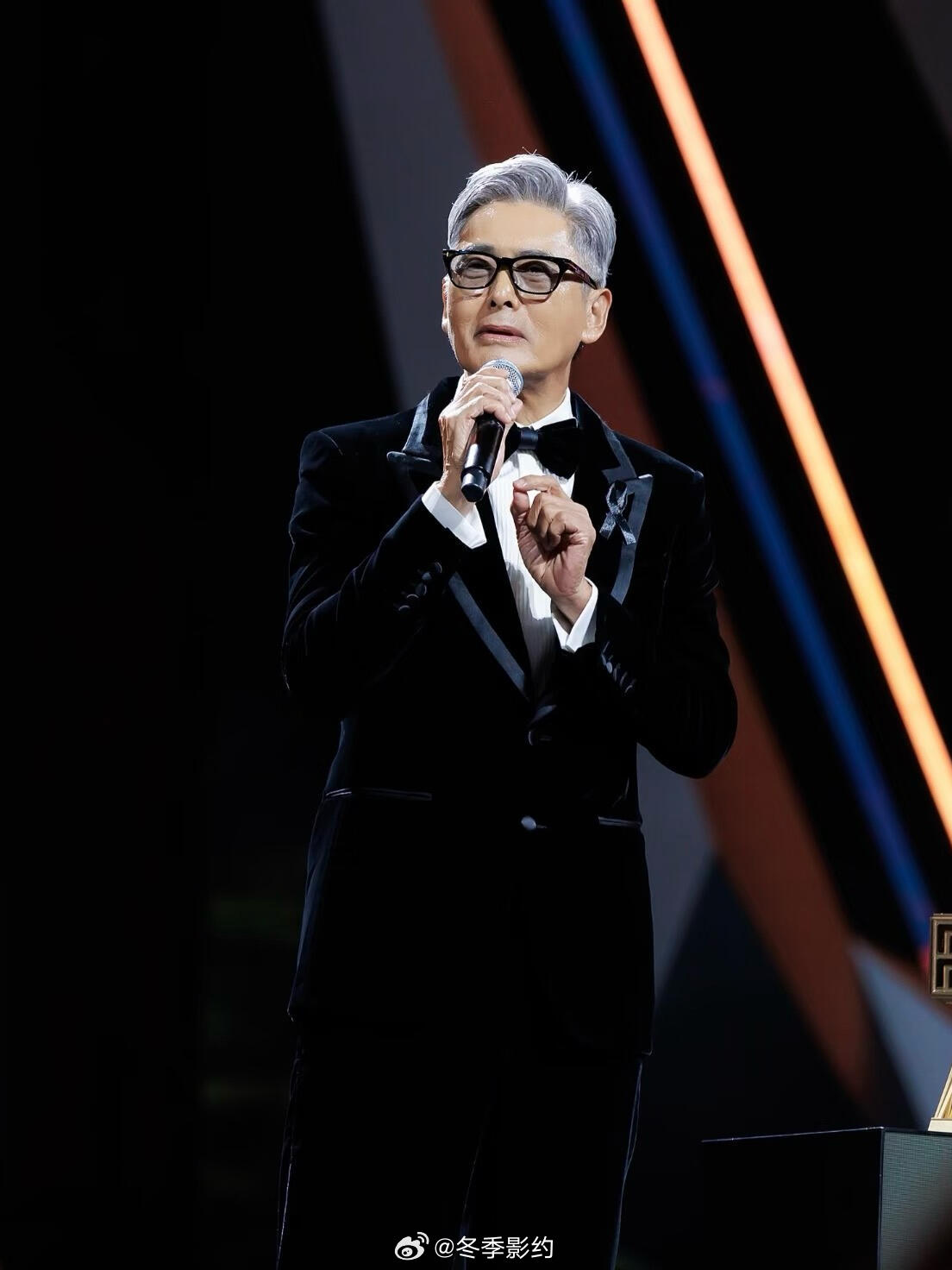 周润发古天乐终于在寒战合作上了港片顶级阵容再添惊喜，周润发与古天乐首度合作，银发