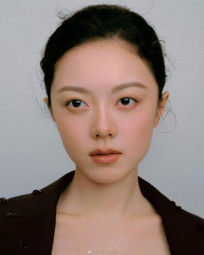 赵今麦最新MiuMiu大片 ​ ​​​