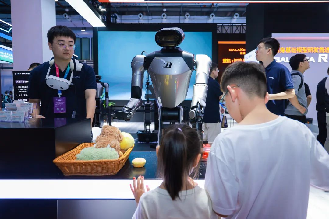 專訪星海圖趙行：熱鬧的Demo不等于泛化能力，具身智能勝負仍在數據量