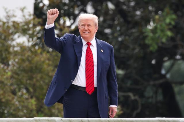 美国总统特朗普周一（3月16日）声称，一位前总统私下对他表示“真希望我当年也这么