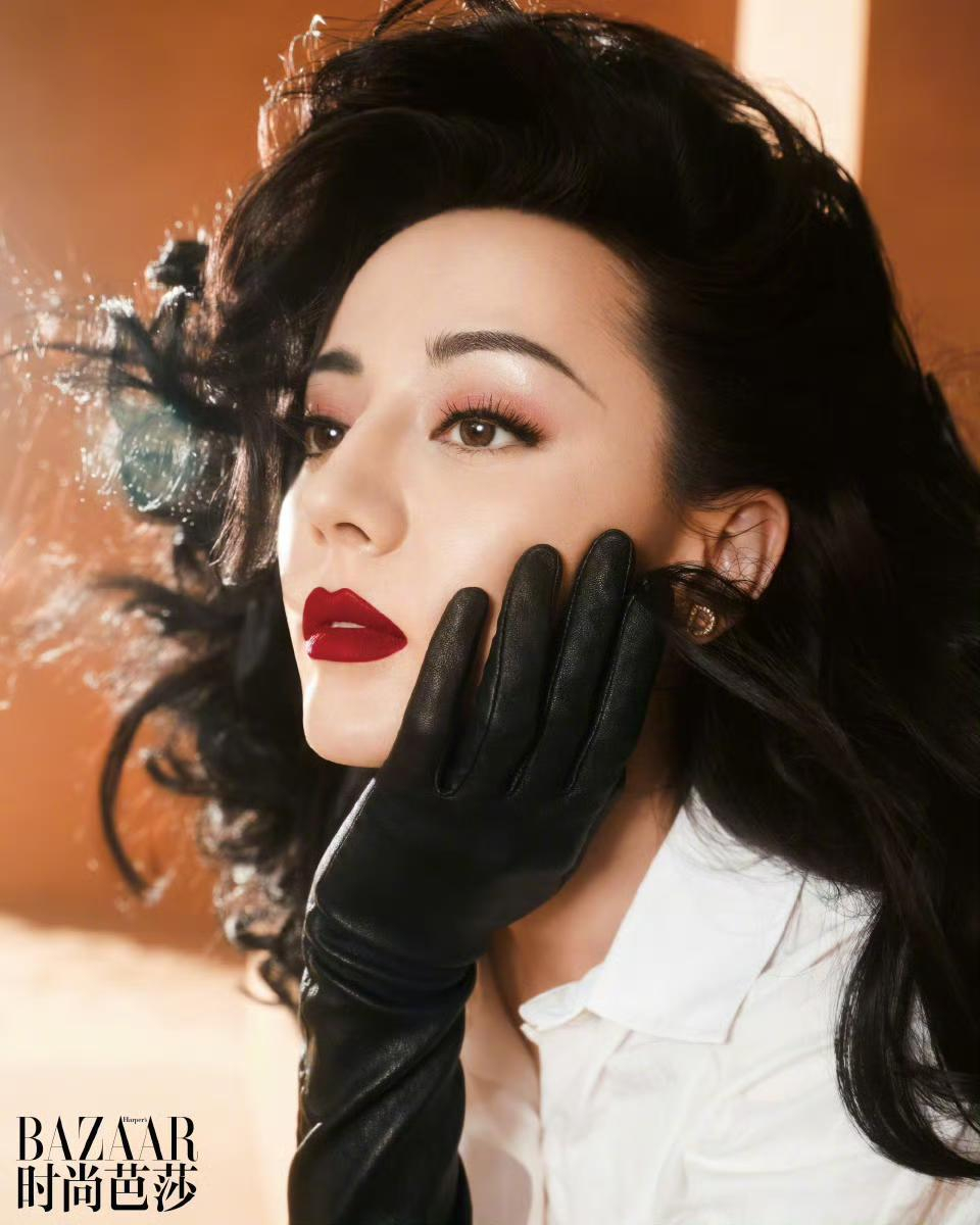 你告诉我这是热巴黑图？？？果然人类的审美并不相通，这美成啥样了