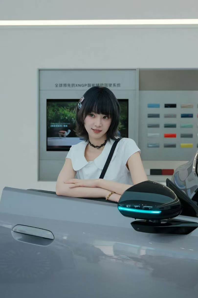 黄灿灿买小鹏MONAL03也要等3个月明星买车也没特权！黄灿灿试驾完小鹏MONA
