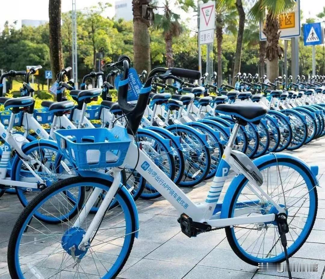 这是要明抢？广东广州，女子明明坐在办公室，支付宝却弹出来一堆打车费，吓了她一跳，