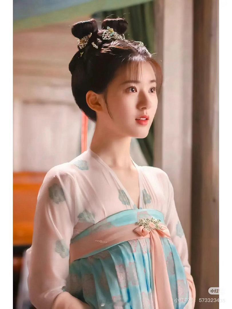 你看我有几分像从前 