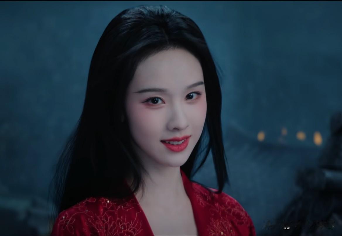 方小宝与乔婉娩在《月鳞绮纪》中又聚头了，这开场就是二人都婚礼呀！

只不过陈都灵