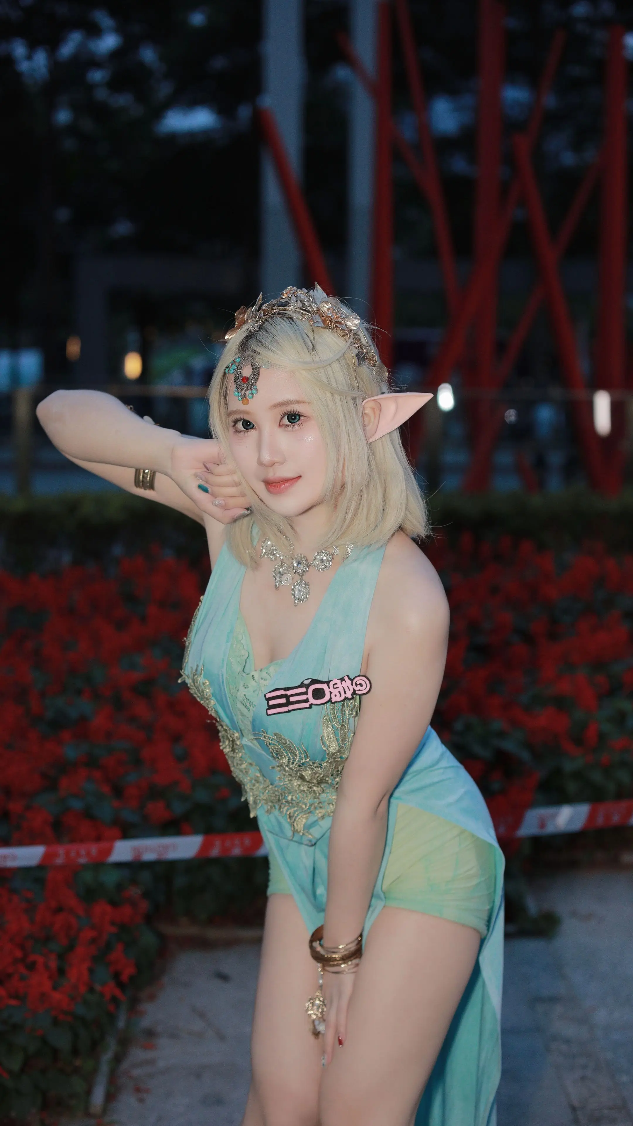 萤火虫漫展 。