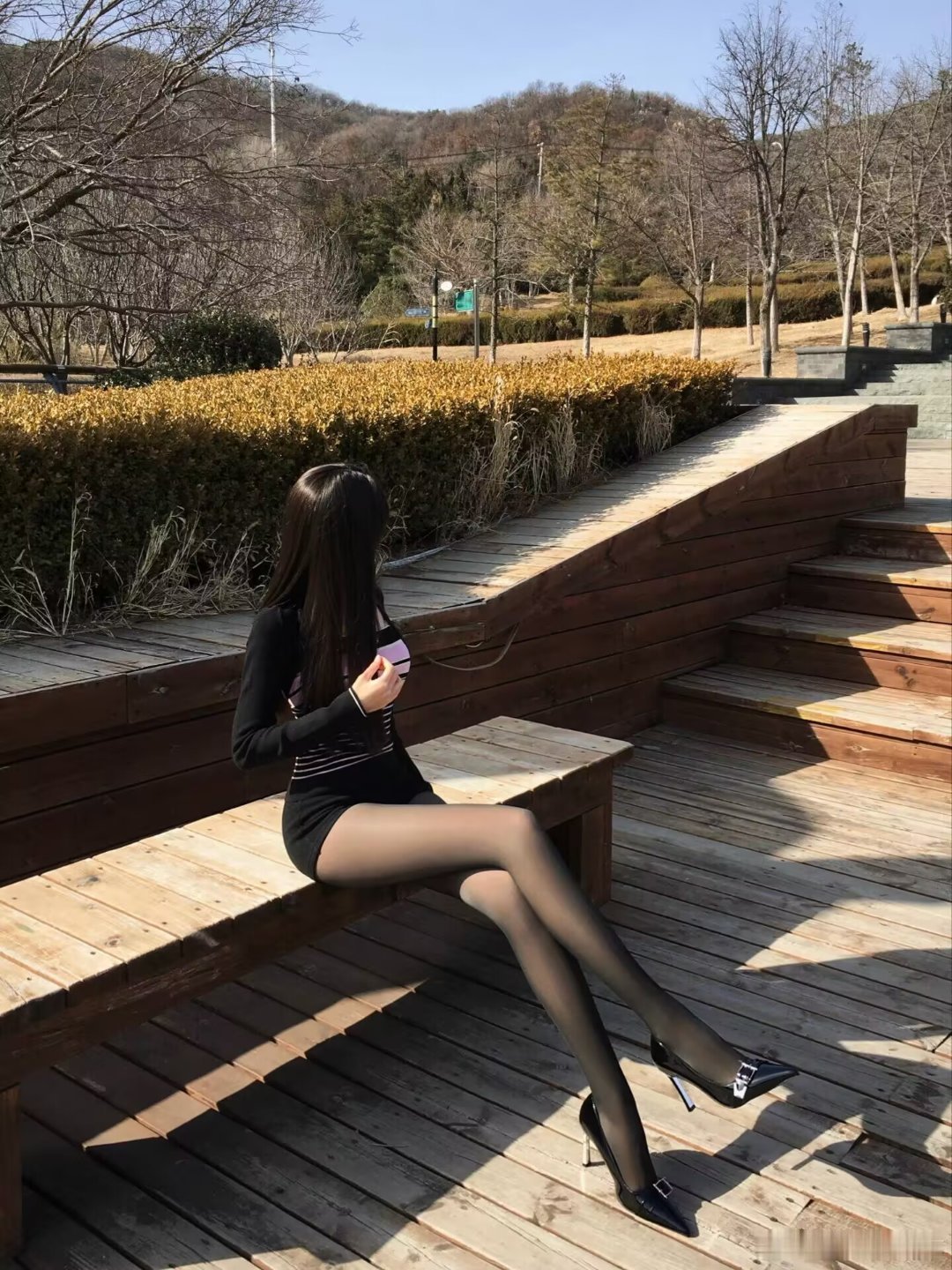 你我不过尔尔。 