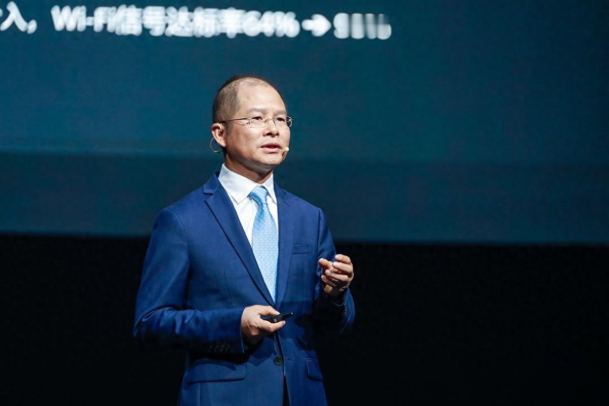 华为徐直军：预计鸿蒙生态年底突破1亿用户！在鸿蒙生态大会 2026 上，华为轮值