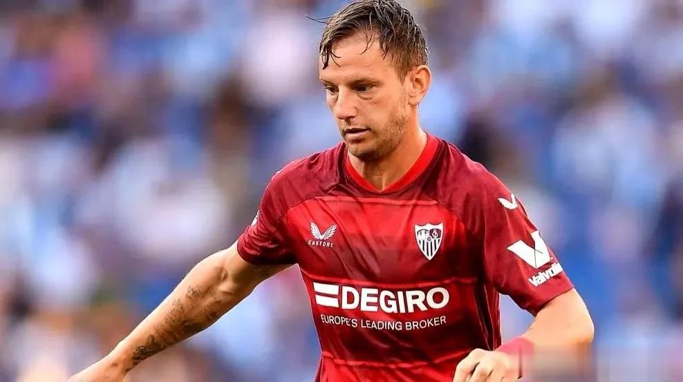 英格兰媒体Copa90对塞维利亚中场老将拉基蒂奇点评道:“没有哪位球员像拉基蒂奇