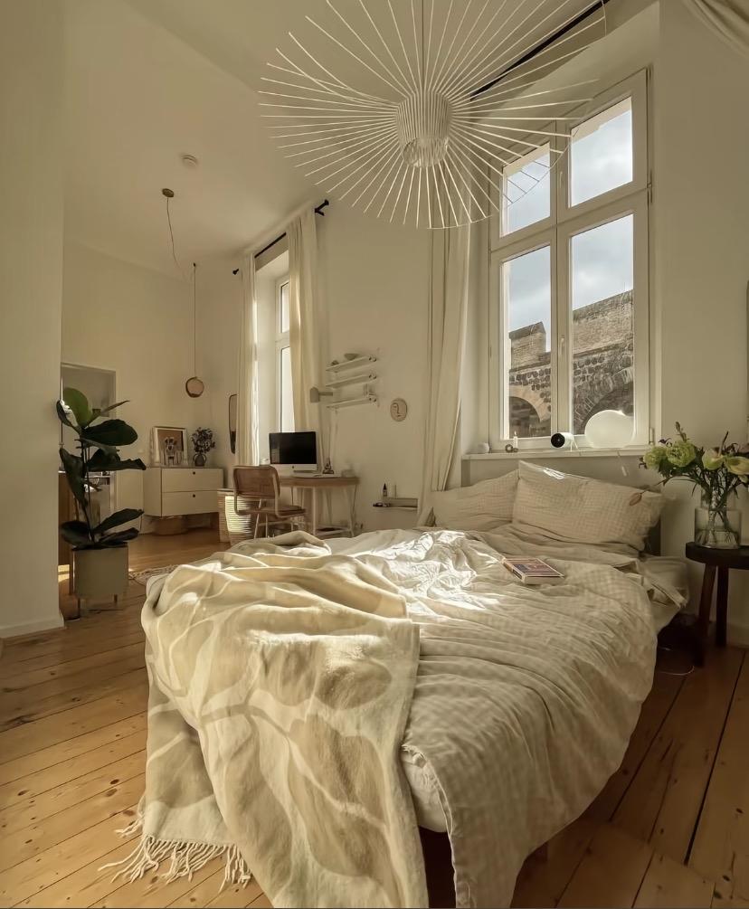 你最想在哪个床上睡觉！舒服的睡觉方式 躺床不想动 卧室小憩 躺床上的自由 你喜欢