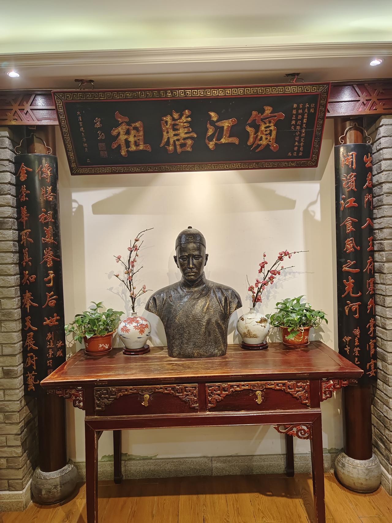 慕名而来，老厨家，不愧为啥尔滨的一张亮丽名片，来哈尔滨，不来老厨家，遗憾了。