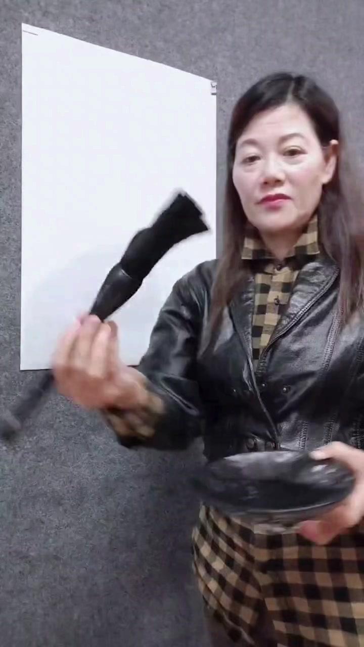 姚巨蓉山水画法真的太适合新手了！3步就能掌握基础，简单又实用，跟着画真的能学会～