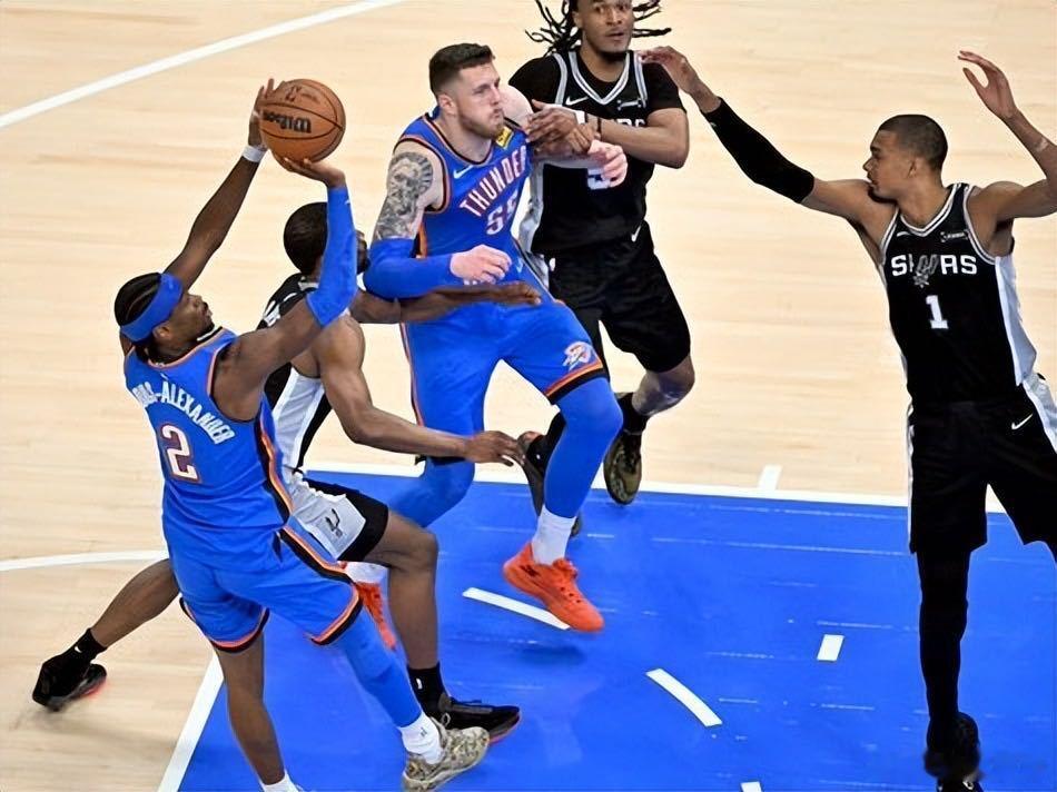文班亚马封神之战 NBA西决落幕 抢七大战，马刺全员爆发！7人上双的均衡火力，让
