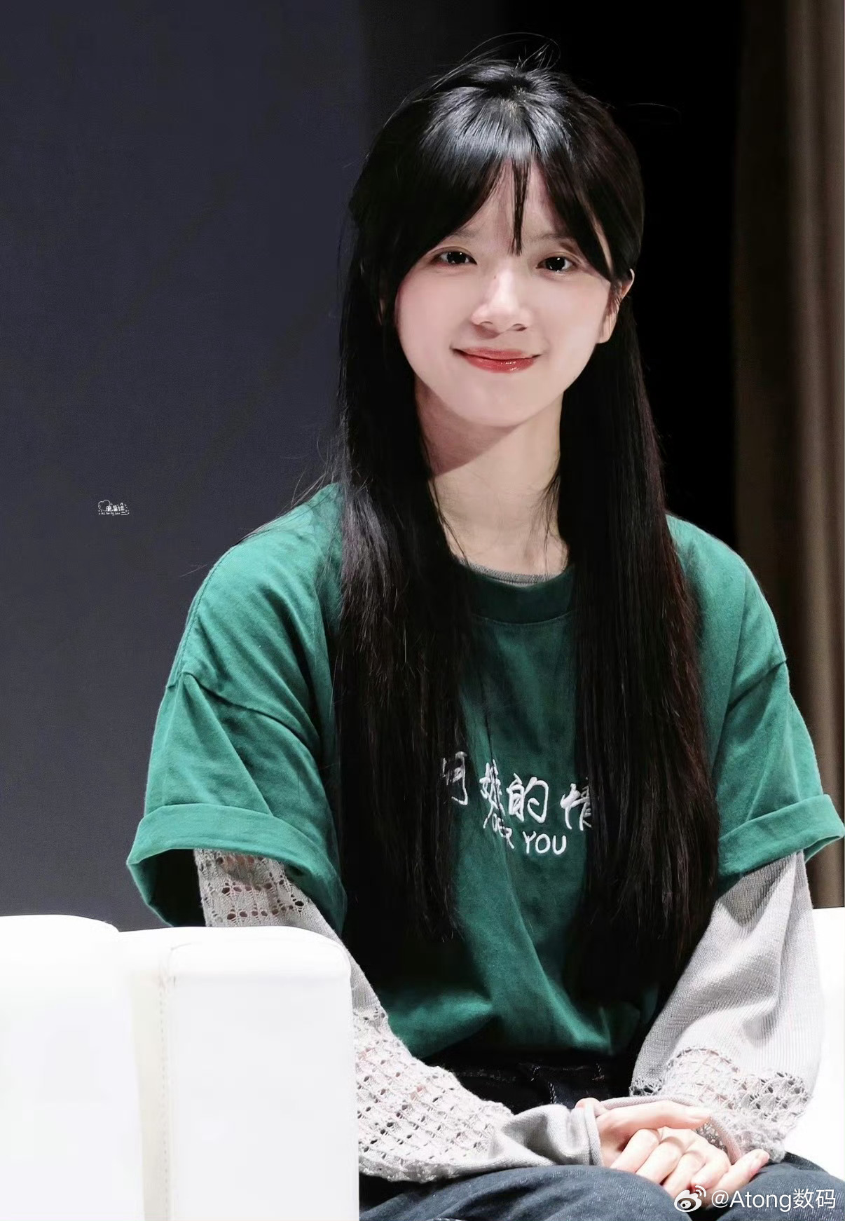 李思潼 虎鲸文娱娱乐圈很久没见到过这么干净的颜了真的很有故事感 