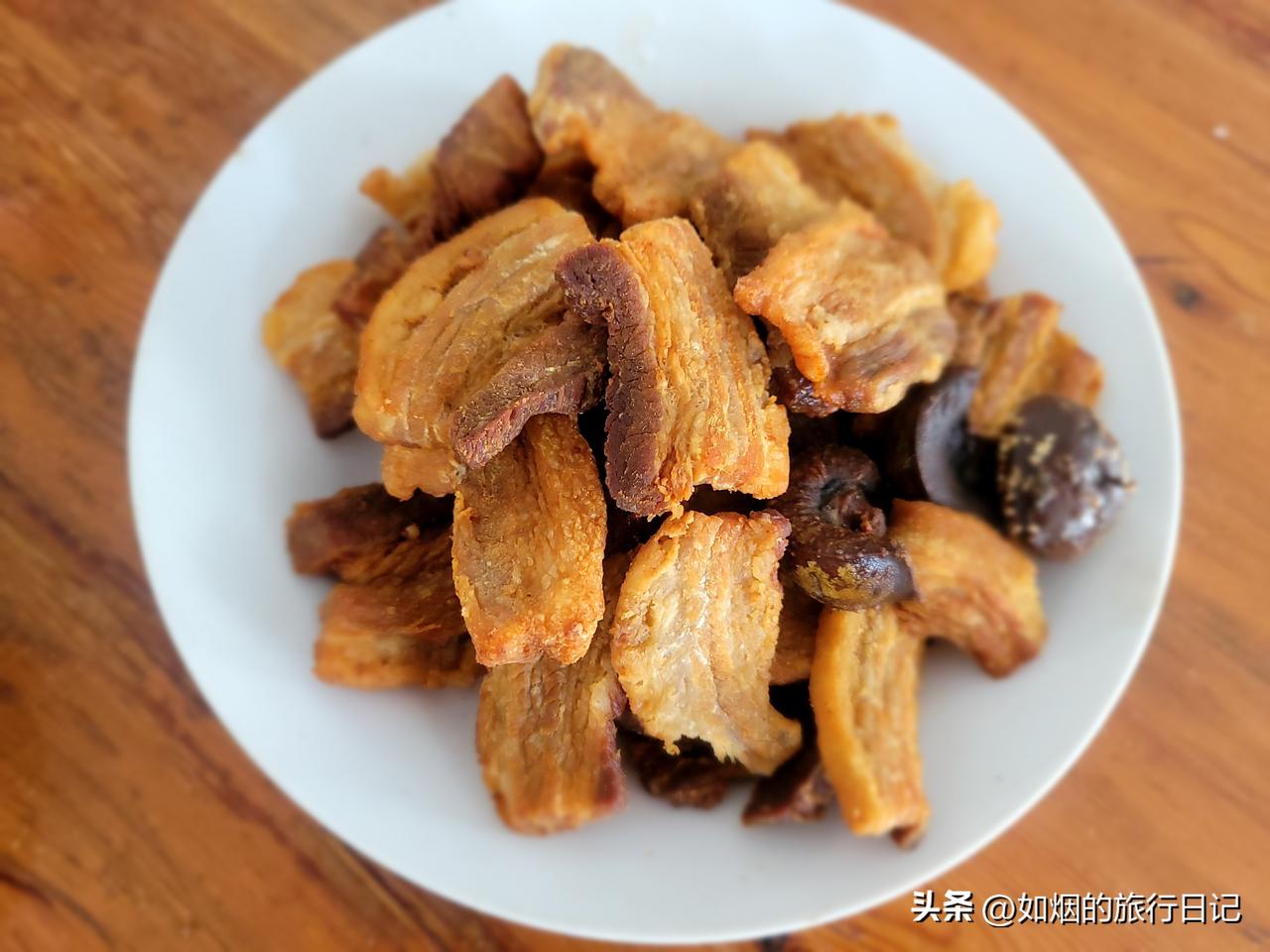 昨天我和侄子聚餐时，我问他，在长三角，职场上有酒桌文化吗？会喝酒在职场是加分项吗