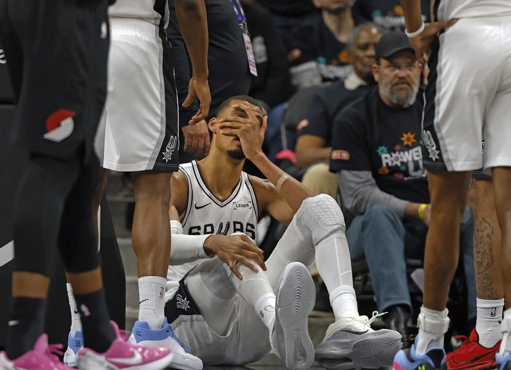 文班出战成疑，马刺客战开拓者胜率依然高达67%。

明天上午10点半，开拓者带着