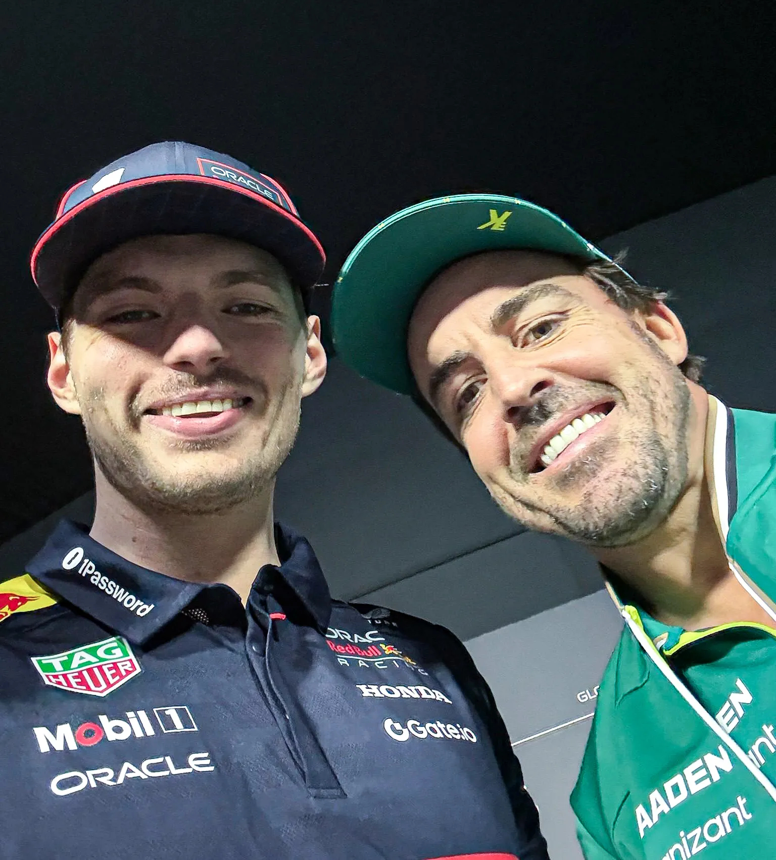 🚨维斯塔潘和阿隆索彼此欣赏的原因👇🏻这是官方解释：以下采访内容来自于F1拉