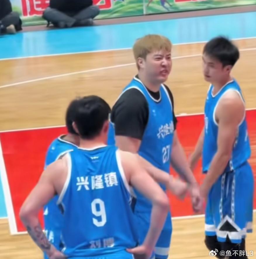 我差点没认出来。。。广东男篮