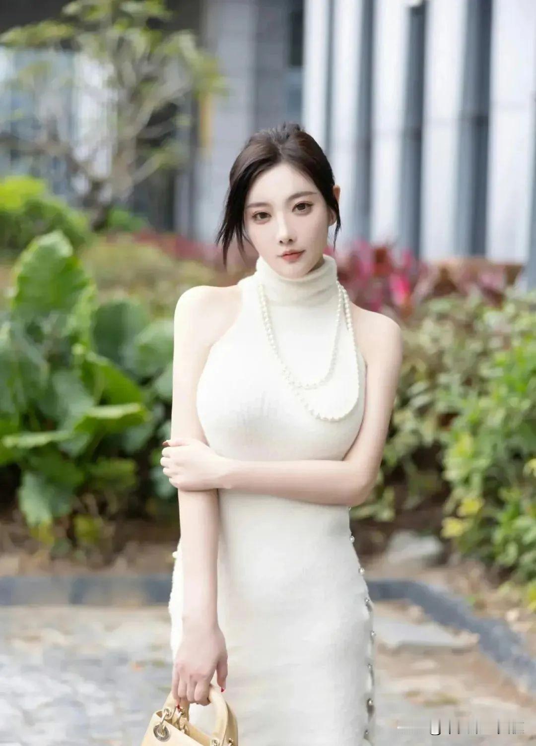 都市贵妇范十足，只可惜太贵了，你消费得起吗？