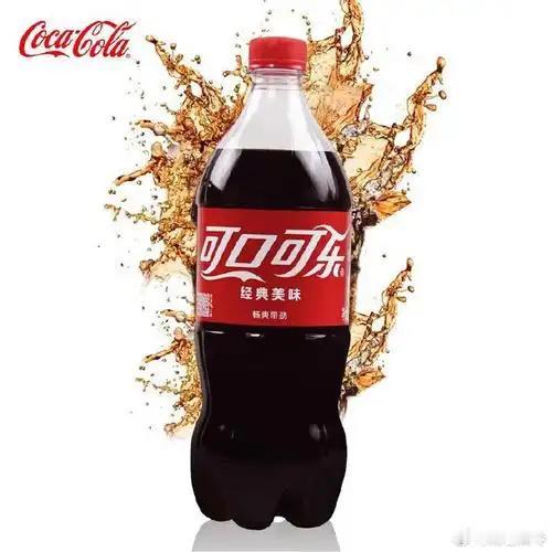 可口可乐涨价这事，我是真有感触。以前 3 块钱一瓶的“肥宅快乐水”，现在好多地方