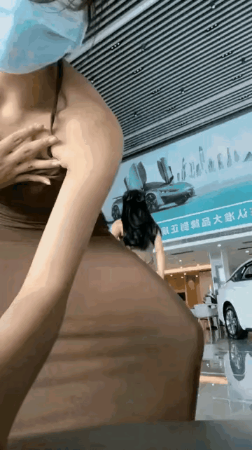 现在4s店都卷的很